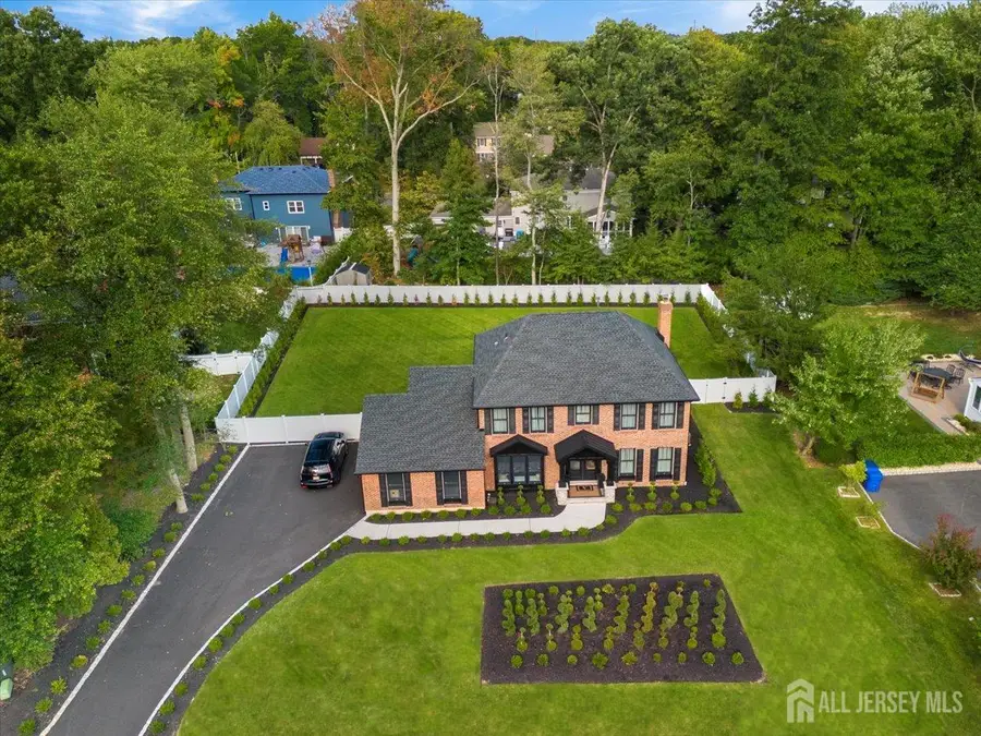 -9 Wood Lake Court, North Brunswick, NJ 08902 - #3