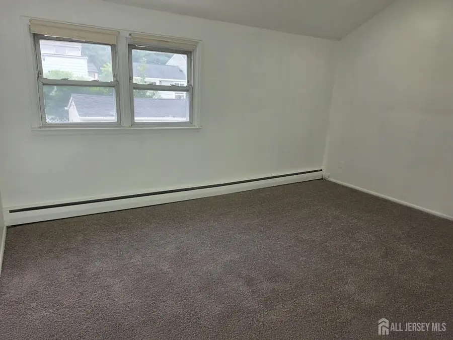 -9 Florence Drive, Parlin, NJ 08859 - #3
