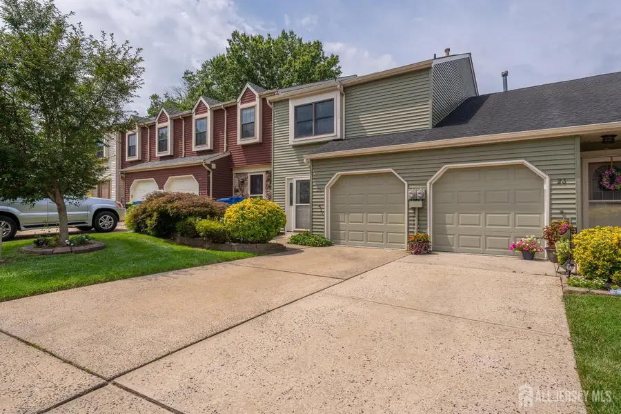 -21 Knoll Court, Matawan, NJ 07747 - #2