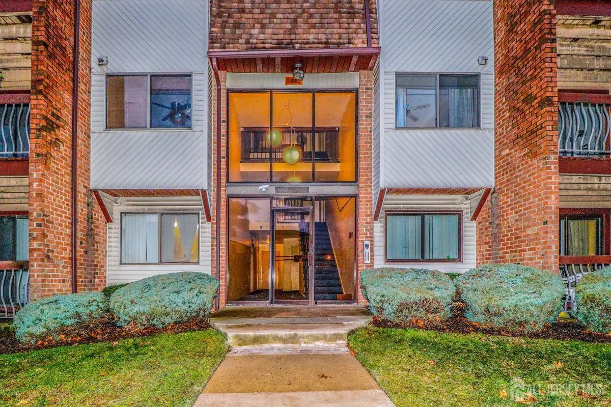 -312 Edison Glen Terrace, Edison, NJ 08837 - #1