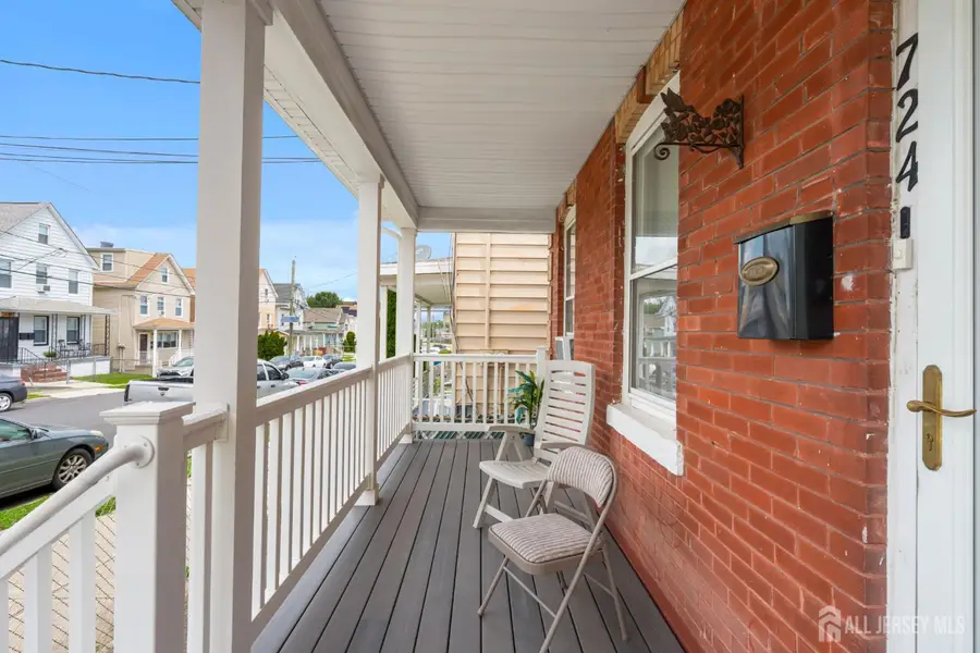 -724 Charles Street, Perth Amboy, NJ 08861 - #3