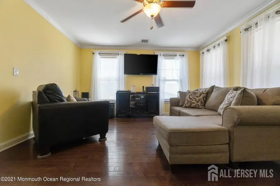 -140 Twilight Avenue, Keansburg, NJ 07734 - #2
