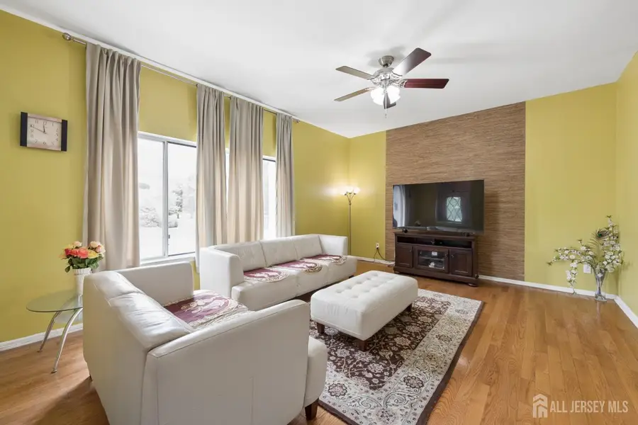 -14 Linda Court, Monmouth Junction, NJ 08852 - #3