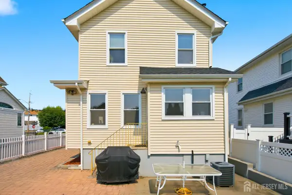 -142 Morgan Place, North Arlington, NJ 07031