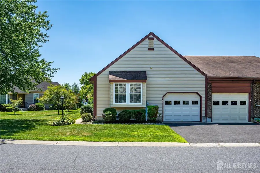 -10-B Betsy Ross Drive, Monroe, NJ 08831 - #2