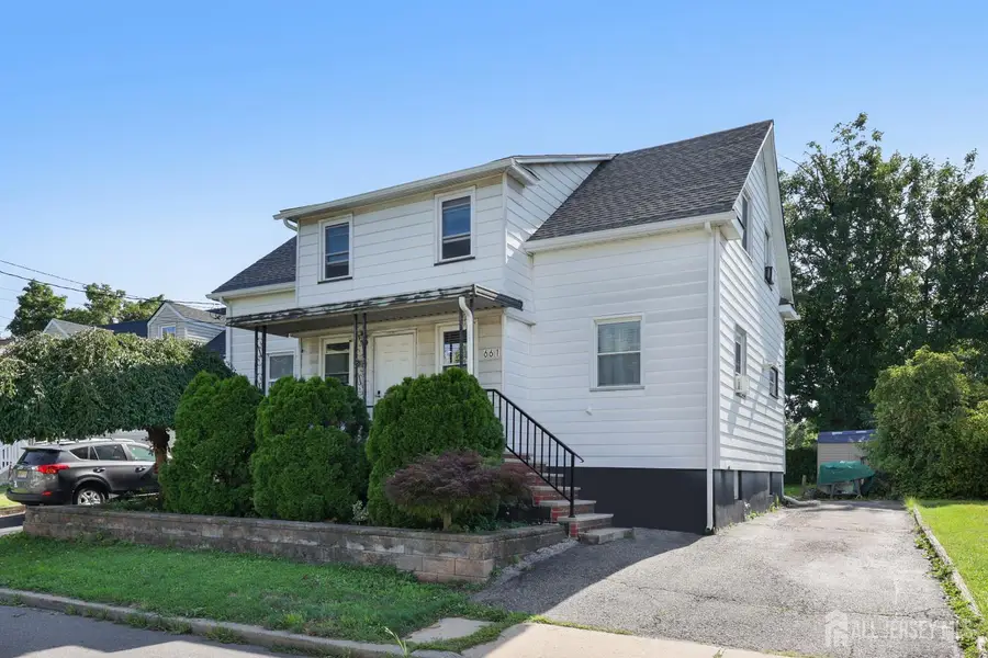 -661 Leone Street, Woodbridge, NJ 07095 - #2