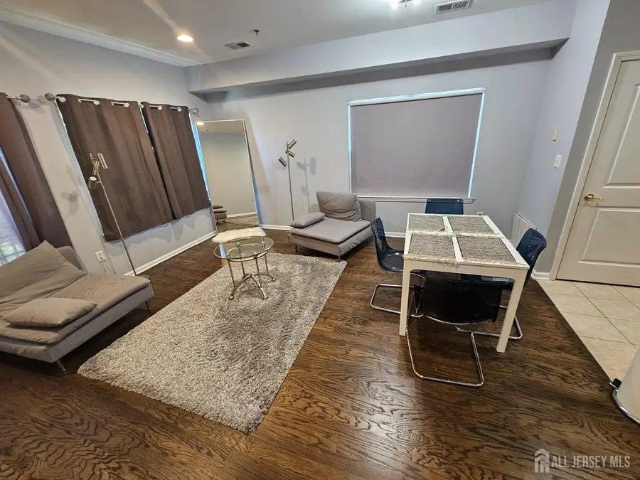 -351 S Broad Street S #26, Elizabeth, NJ 07202 - #2
