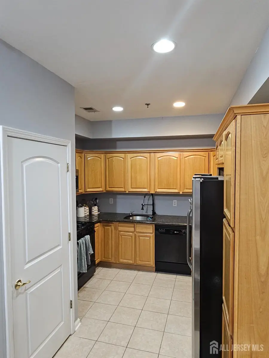 -351 S Broad Street S #26, Elizabeth, NJ 07202 - #3