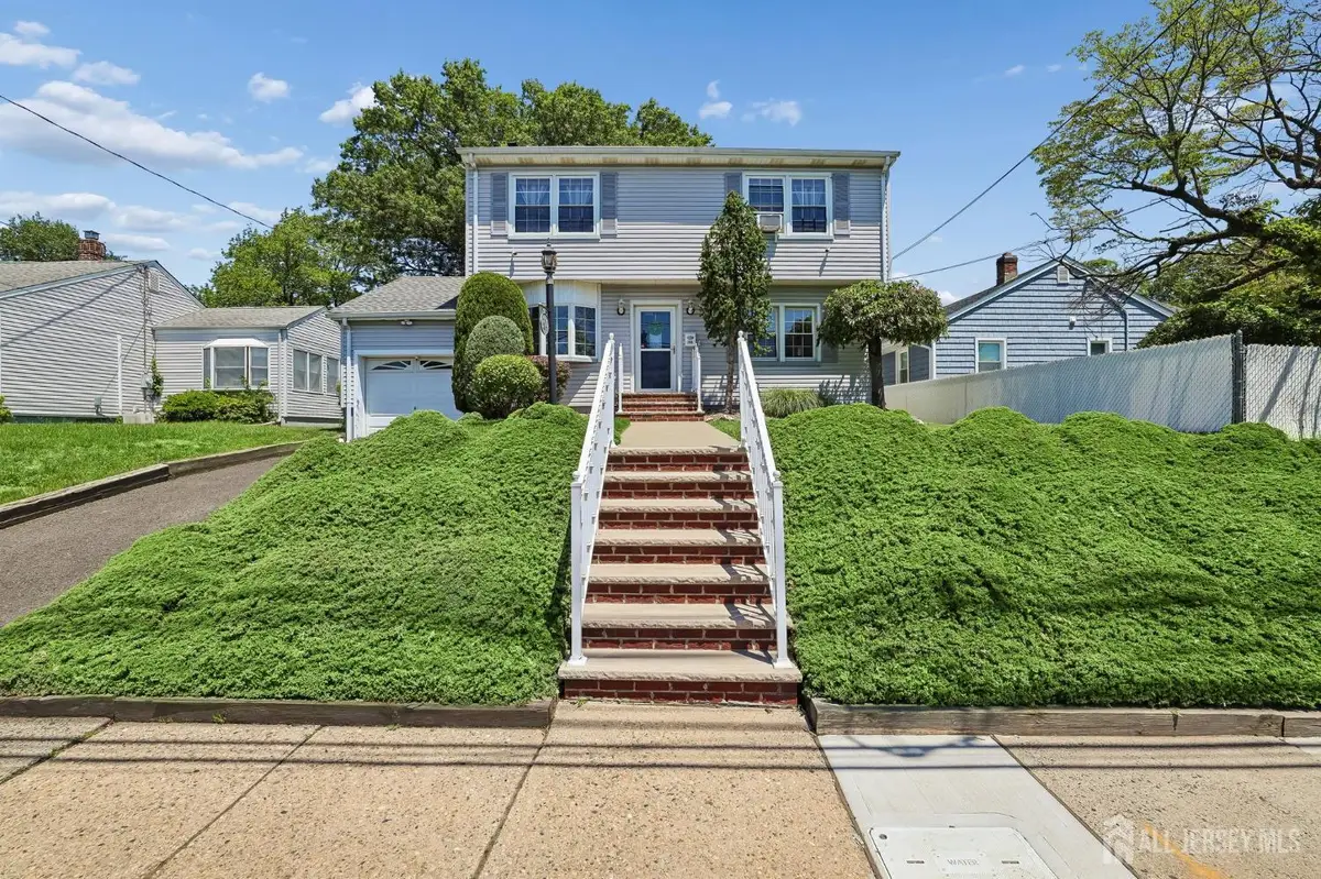 -304 Green Street, Woodbridge, NJ 07095 - #1