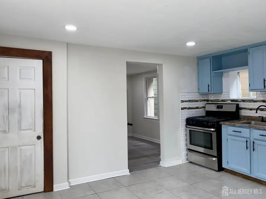 -368 Inslee Street, Perth Amboy, NJ 08861 - #3