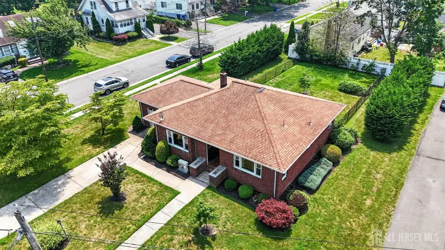 -952 Cranbury Cross Road, North Brunswick, NJ 08902 - #2