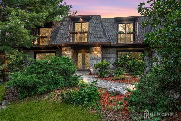 -403 New Dover Road, Colonia, NJ 07067