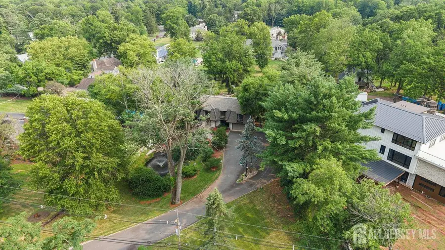 -403 New Dover Road, Colonia, NJ 07067 - #2