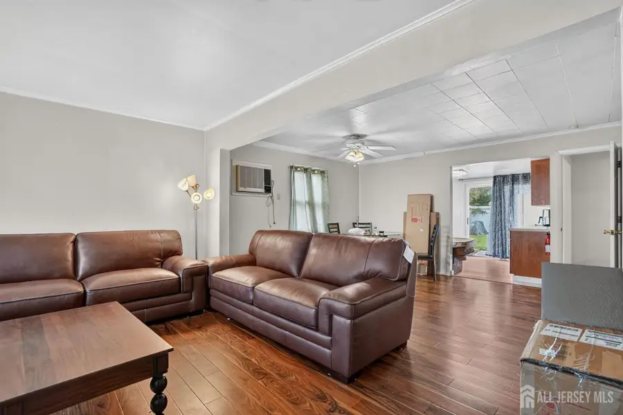 -24 Hillcrest Avenue, Edison, NJ 08817 - #3