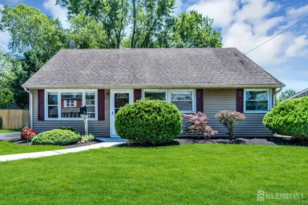 -20 Mercury Road, Edison, NJ 08817