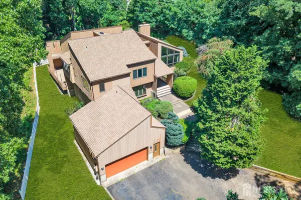 -6 Sugar Lane, Holmdel, NJ 07733