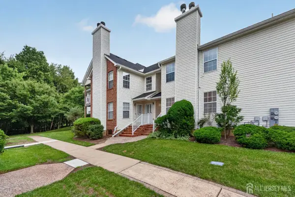-167 Vasser Drive, Piscataway, NJ 08854