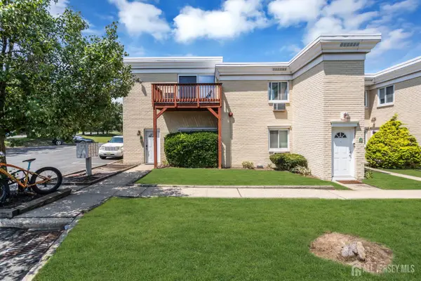 -13 Lake Avenue #1A, East Brunswick, NJ 08816