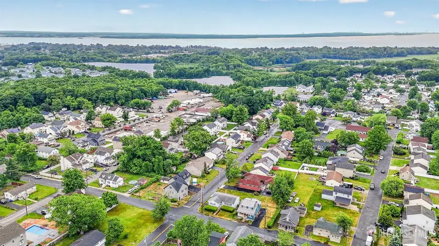 -16 Gordon Street, Cliffwood, NJ 07721 - #3