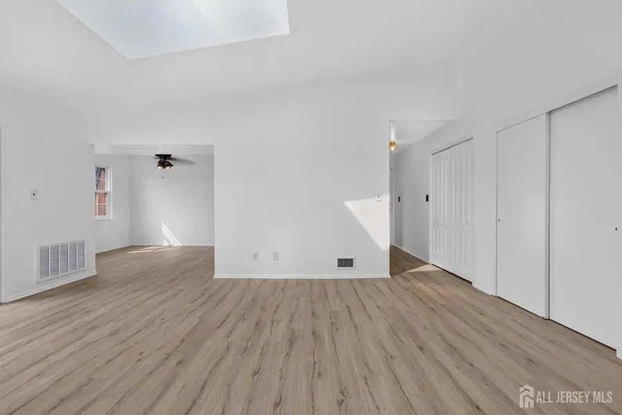 -204 C Sierra Court #2043, Woodbridge, NJ 07095 - #3