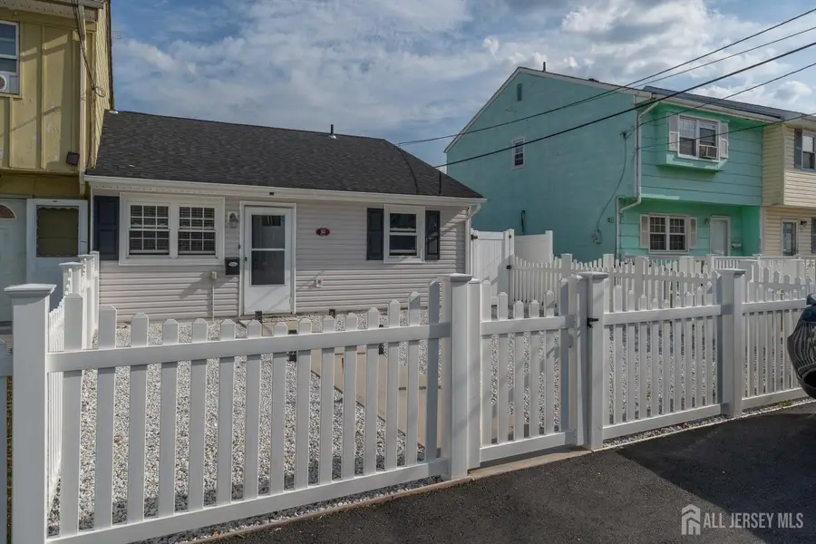 -30-30 Warren Street, Carteret, NJ 07008 - #2