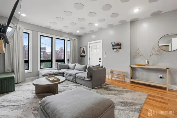 -246 Clinton Avenue #1, Jersey City, NJ 07304