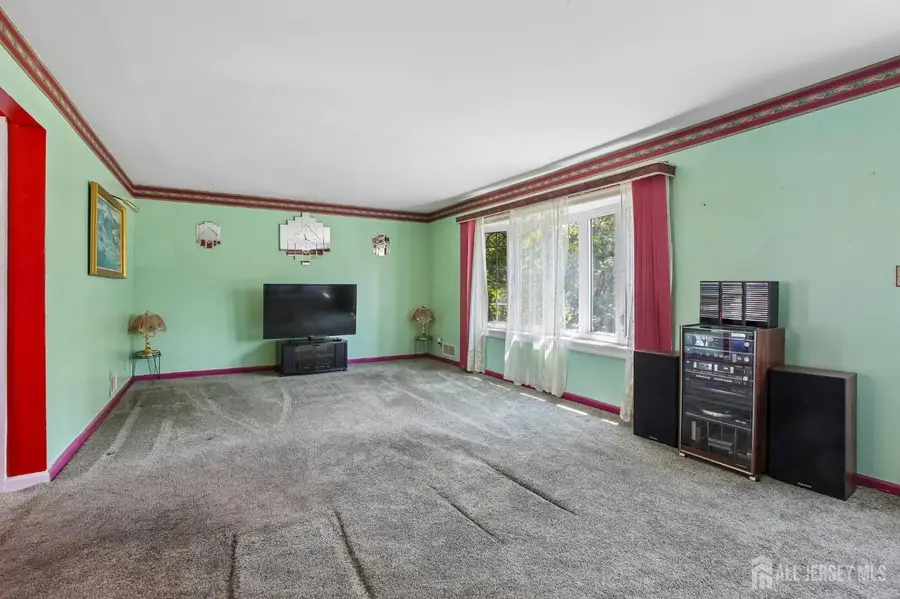 -35 Heathcote Avenue, Edison, NJ 08817 - #2