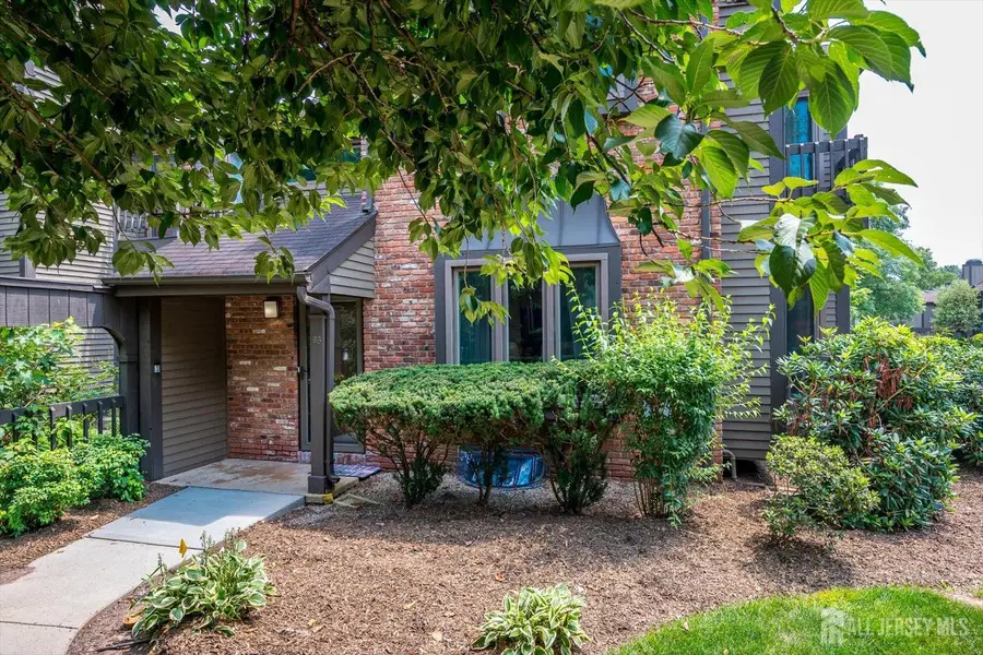 -93 Riverbend Drive, North Brunswick, NJ 08902 - #3