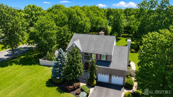 -448 Buckingham Drive, Piscataway, NJ 08854