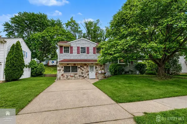 -287 Crestwood Drive, Milltown, NJ 08850