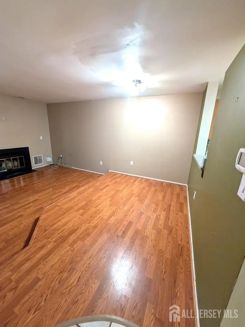 -2010 Sandlewood Court, Heathcote, NJ 08852 - #2