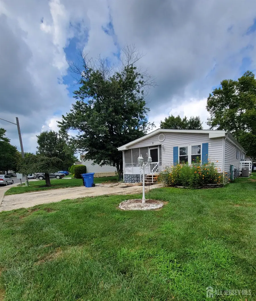 -1 Poe Road, North Brunswick, NJ 08902 - #2