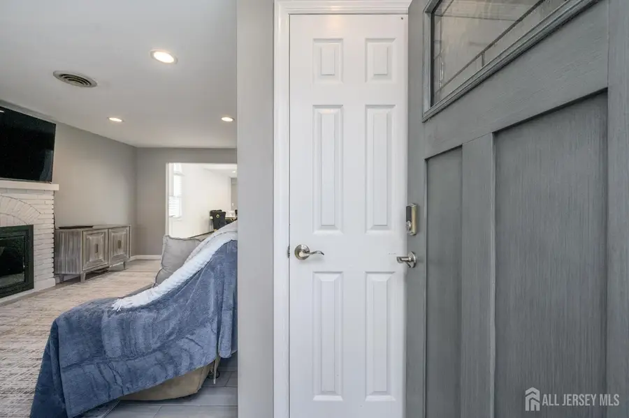 -35 Gaywood Avenue, Colonia, NJ 07067 - #3