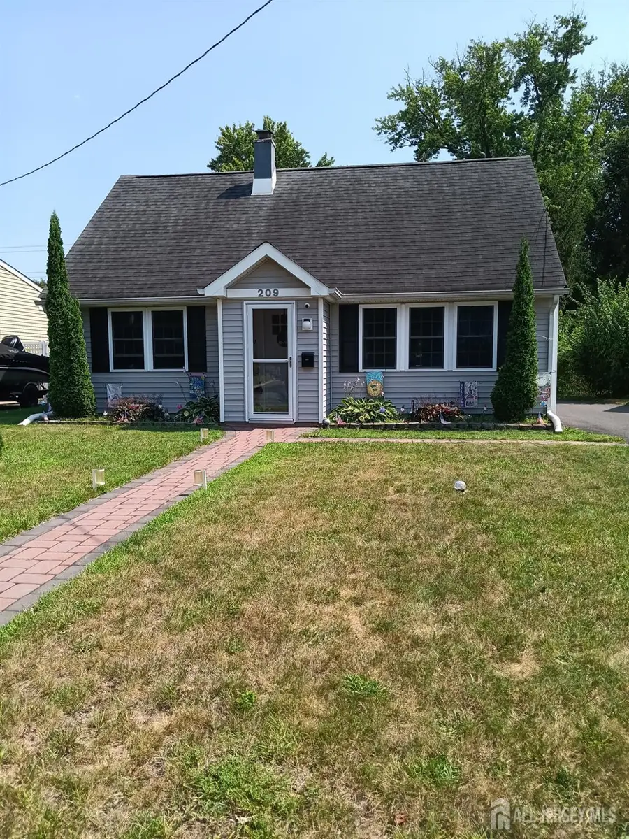 -209 Eaton Avenue, Trenton, NJ 08619 - #2