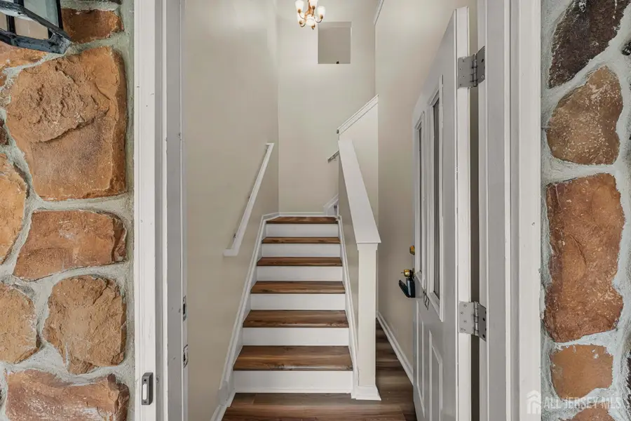 -127 Chariot Court, Piscataway, NJ 08854 - #2