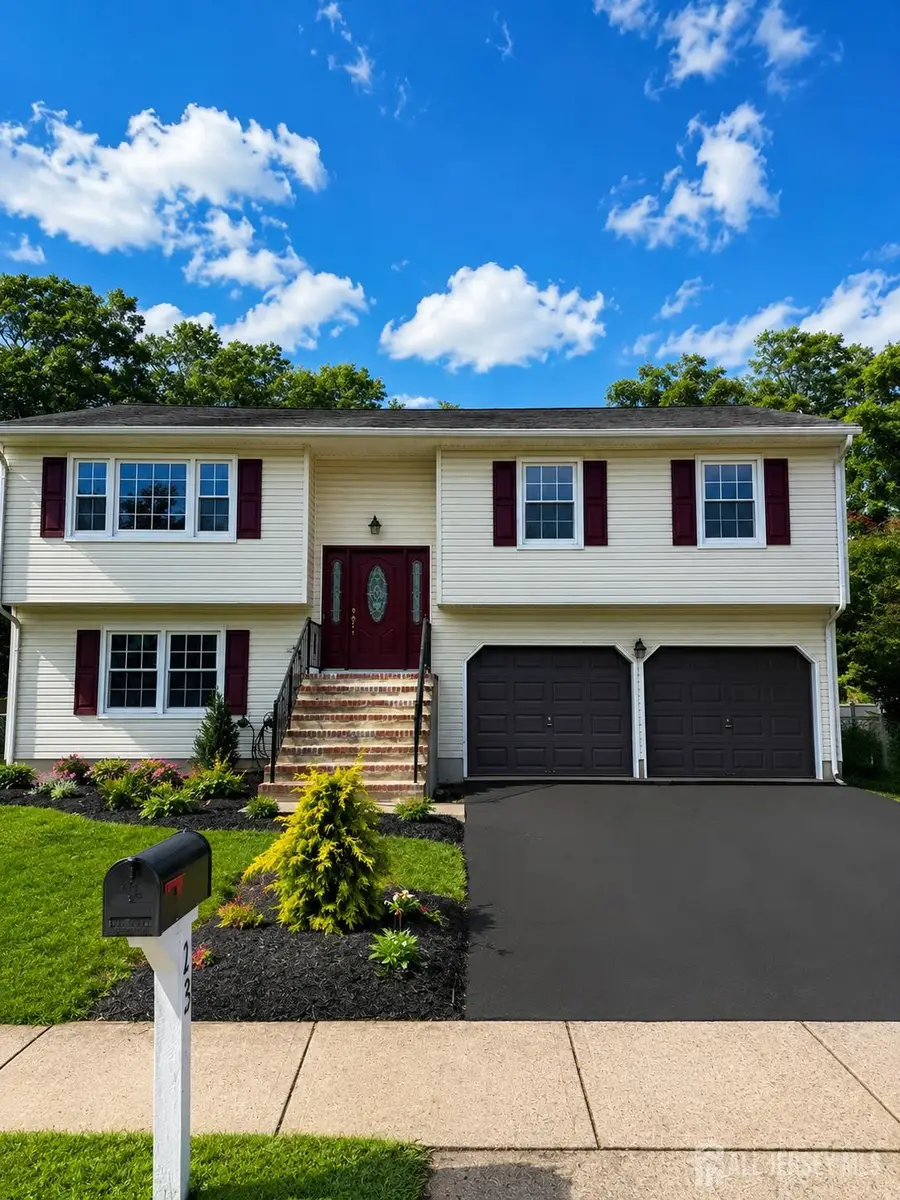 -13 Traci Lane, Edison, NJ 08817 - #2