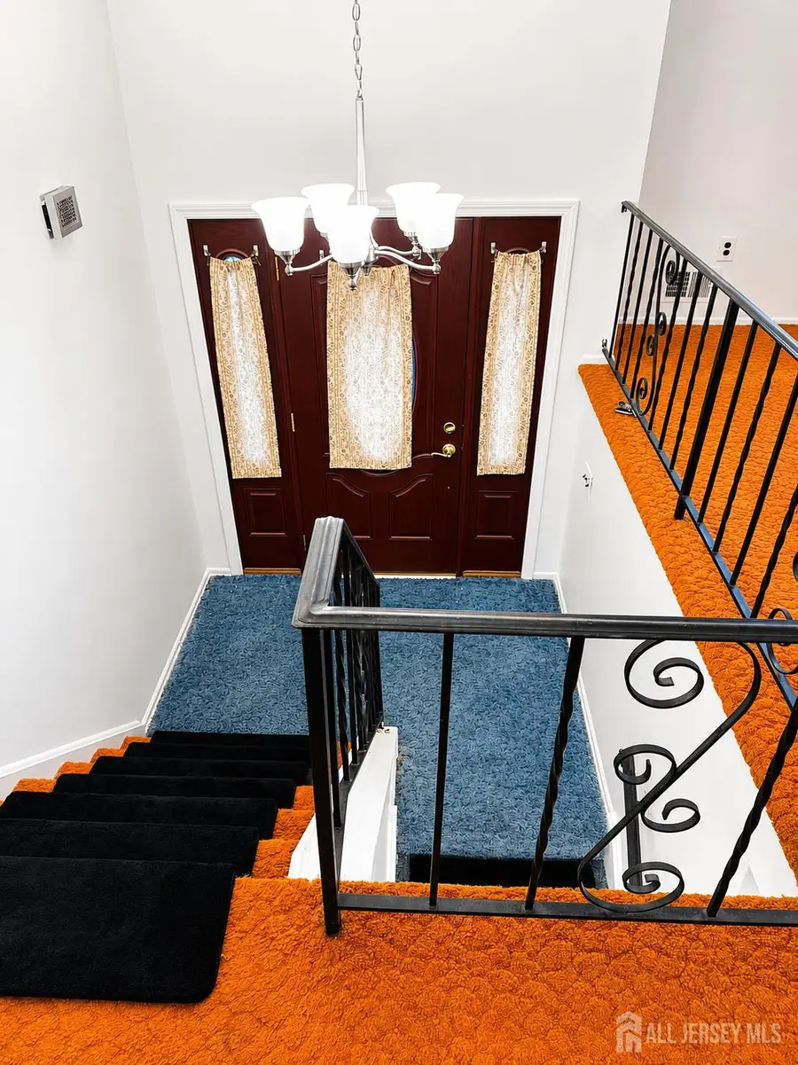 -13 Traci Lane, Edison, NJ 08817 - #3