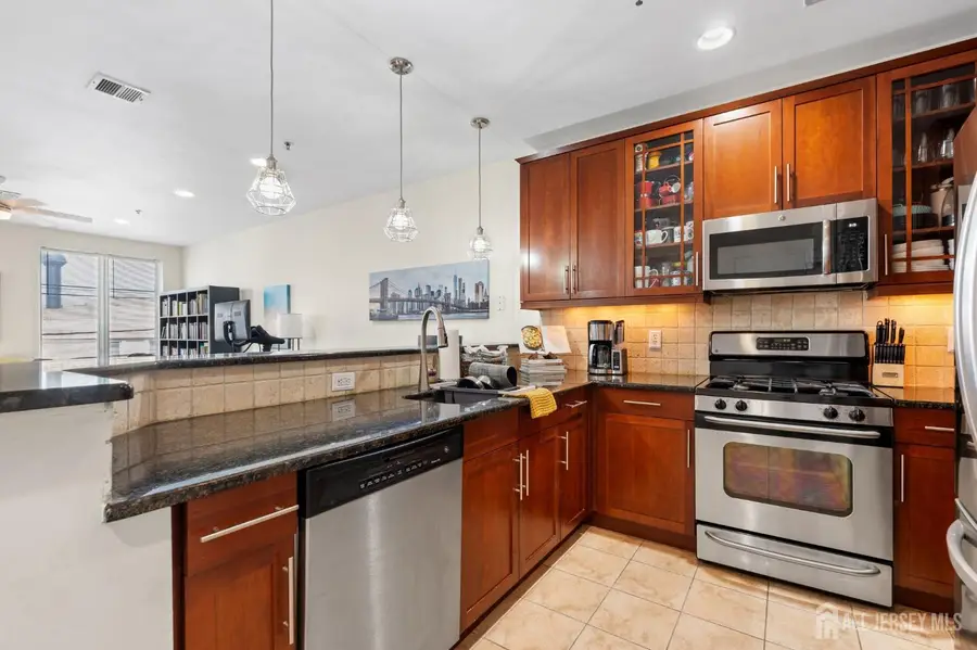 -203 Hackensack Plank Road #3D, Weehawken, NJ 07086 - #3