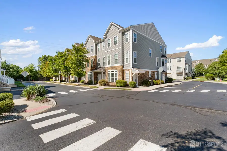 -1423 Hudson Circle, Highland Park, NJ 08904 - #3