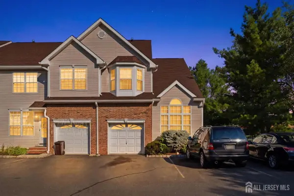 -9 Gallop Lane, Franklin Twsp, NJ 08873