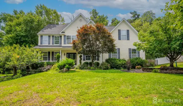 -14 Bard Drive, Monroe, NJ 08831