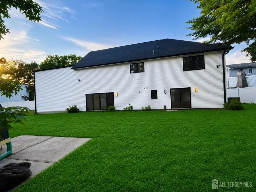 -19 Lisa Court, Colonia, NJ 07067 - #2