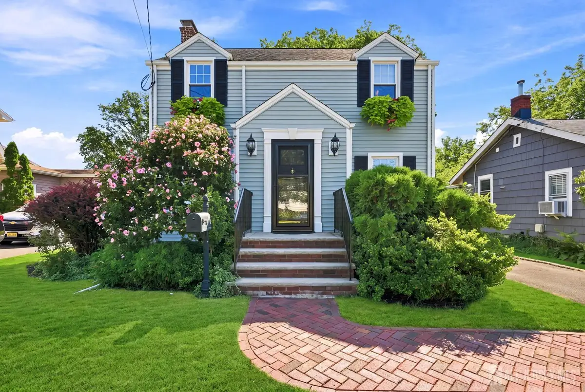 -366 Vosseller Avenue, Bound Brook, NJ 08805 - #1