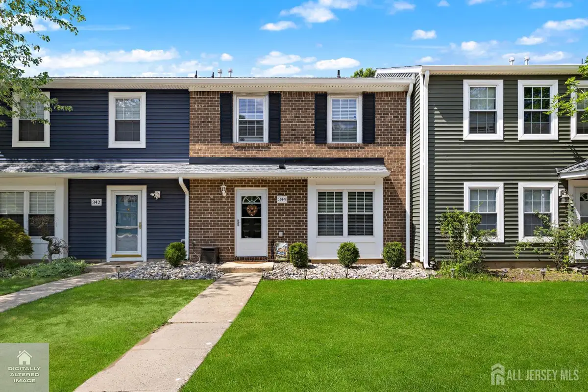 -344 Constitution Circle, North Brunswick, NJ 08902 - #1