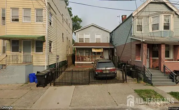 -47 Norwood Street, Newark, NJ 07106