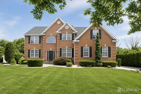-29 Bard Drive, Monroe, NJ 08831