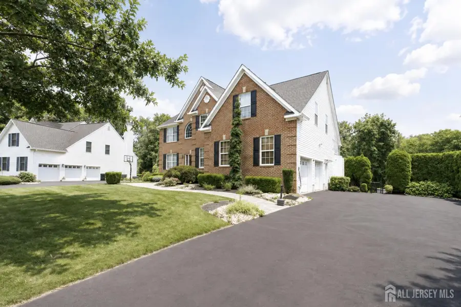 -29 Bard Drive, Monroe, NJ 08831 - #2