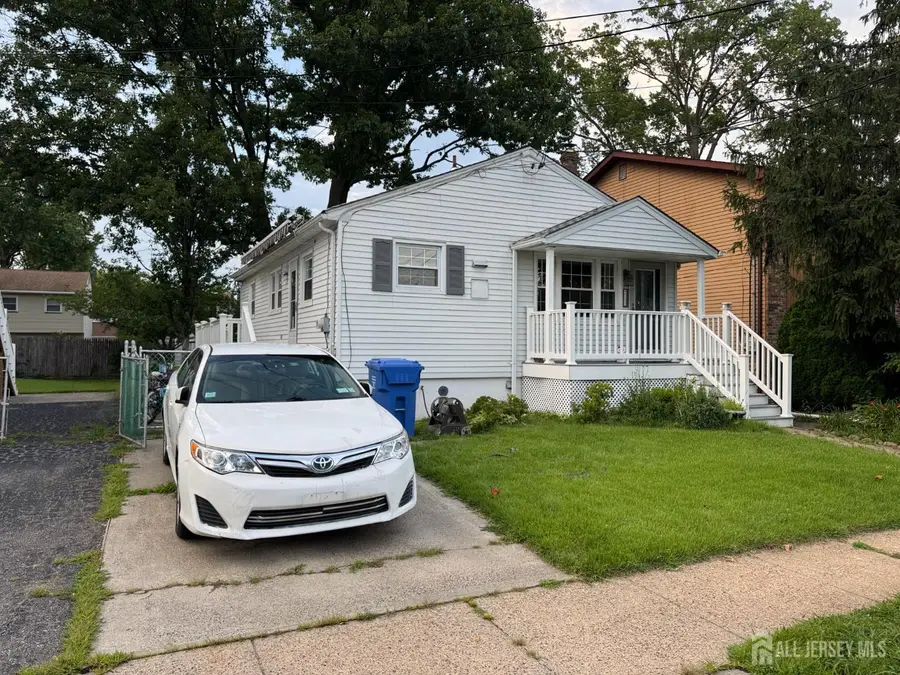 -211 E Louis Place E, Iselin, NJ 08830 - #2