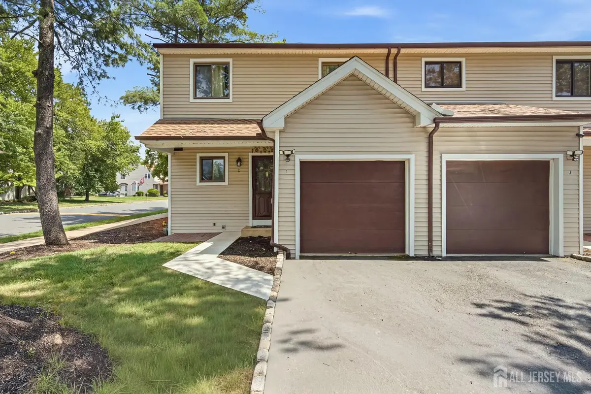 -1 Lily Court, Edison, NJ 08820 - #1