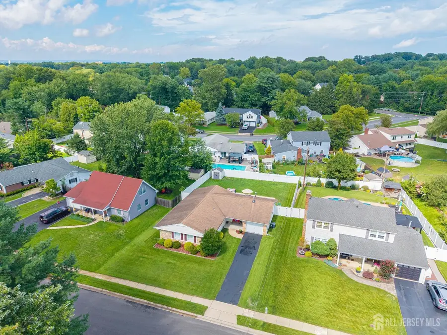 -164 Idlebrook Lane, Aberdeen, NJ 07747 - #2